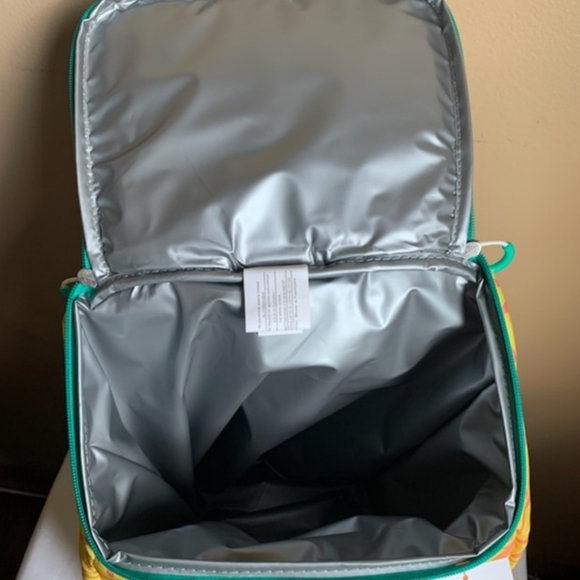 🍍 LAST ONE 🍍 Pineapple Cooler Backpack - Picture 2 of 3